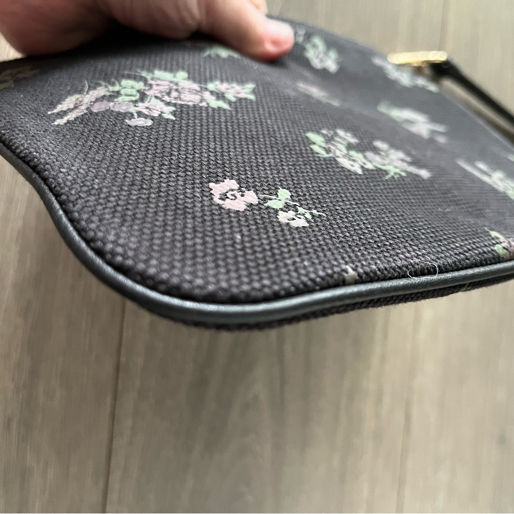 EUC Coach Black Hobo Bag Circa 2012 and Coach Love Large Wristlet Circa 2019 - Picture 6 of 16